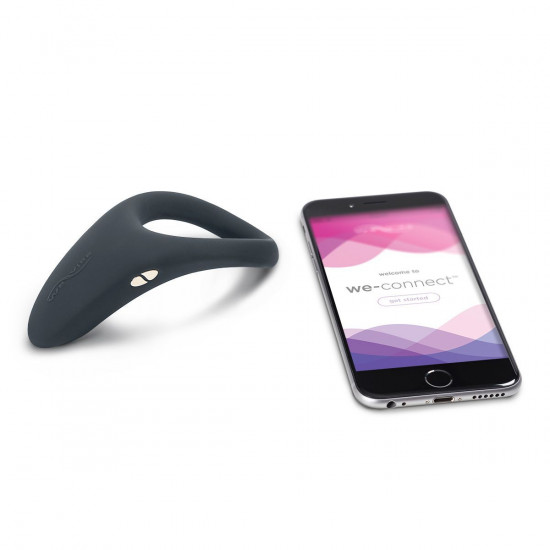 Смарт-віброкільце під одяг VERGE BY WE-VIBE SLATE, охоплює пеніс та мошонку, 10 режимів Смарт-віброкільце під одяг VERGE BY WE-VIBE SLATE, охоплює пеніс та мошонку, 10 режимів