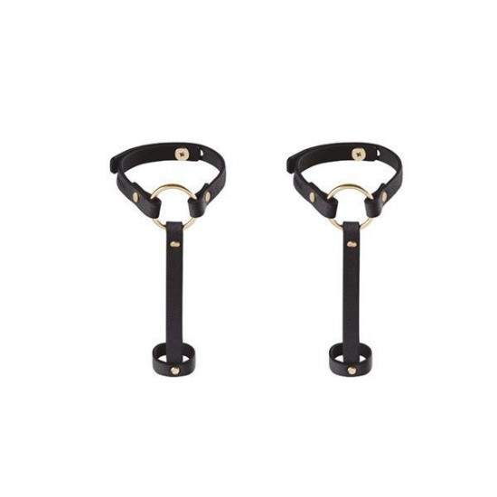 Пара браслетів на зап'ясті і палець Bijoux Indiscrets MAZE Hand Bracelet Harness Black, екошкіра Пара браслетів на зап'ясті і палець Bijoux Indiscrets MAZE Hand Bracelet Harness Black, екошкіра