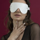 Маска на очі Feral Feelings - Blindfold Mask, натуральна шкіра, біла Маска на очі Feral Feelings - Blindfold Mask, натуральна шкіра, біла