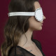 Маска на очі з заклепками Feral Feelings - Blindfold Mask, натуральна шкіра, біла Маска на очі з заклепками Feral Feelings - Blindfold Mask, натуральна шкіра, біла