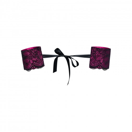 Атласні наручники-манжети на стрічках Obsessive Roseberry cuffs, pink, прикрашені мереживом Атласні наручники-манжети на стрічках Obsessive Roseberry cuffs, pink, прикрашені мереживом