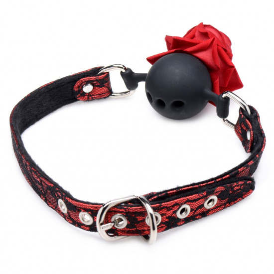 Кляп з трояндою Master Series: Eye-Catching Ball Gag With Rose, чорно-червоний Кляп з трояндою Master Series: Eye-Catching Ball Gag With Rose, чорно-червоний