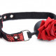 Кляп з трояндою Master Series: Eye-Catching Ball Gag With Rose, чорно-червоний Кляп з трояндою Master Series: Eye-Catching Ball Gag With Rose, чорно-червоний