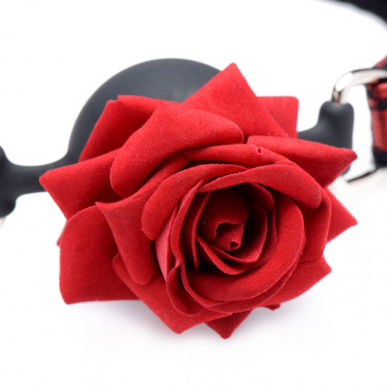 Кляп з трояндою Master Series: Eye-Catching Ball Gag With Rose, чорно-червоний Кляп з трояндою Master Series: Eye-Catching Ball Gag With Rose, чорно-червоний