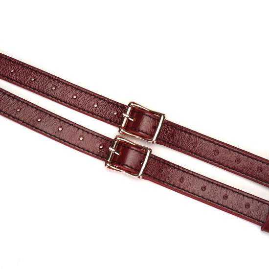 Шкіряні трусики для страпона Liebe Seele Wine Red Strap on Harness, універсальний розмір Шкіряні трусики для страпона Liebe Seele Wine Red Strap on Harness, універсальний розмір