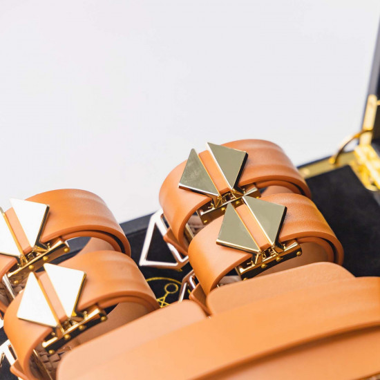 БДСМ-набір LOCKINK Moonlight Treasure Chest - Brown Set БДСМ-набір LOCKINK Moonlight Treasure Chest - Brown Set