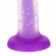 Фалоімітатор, що світиться в темряві, ADDICTION Rave 8″, Glow in the Dark Dildo Purple Confetti, 20,3 см Фалоімітатор, що світиться в темряві, ADDICTION Rave 8″, Glow in the Dark Dildo Purple Confetti, 20,3 см